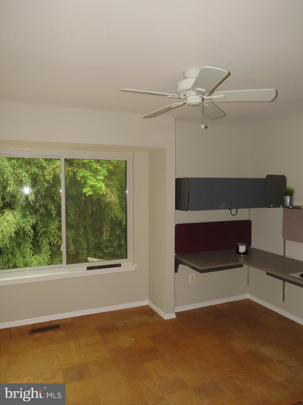 IVY OAK - Residential