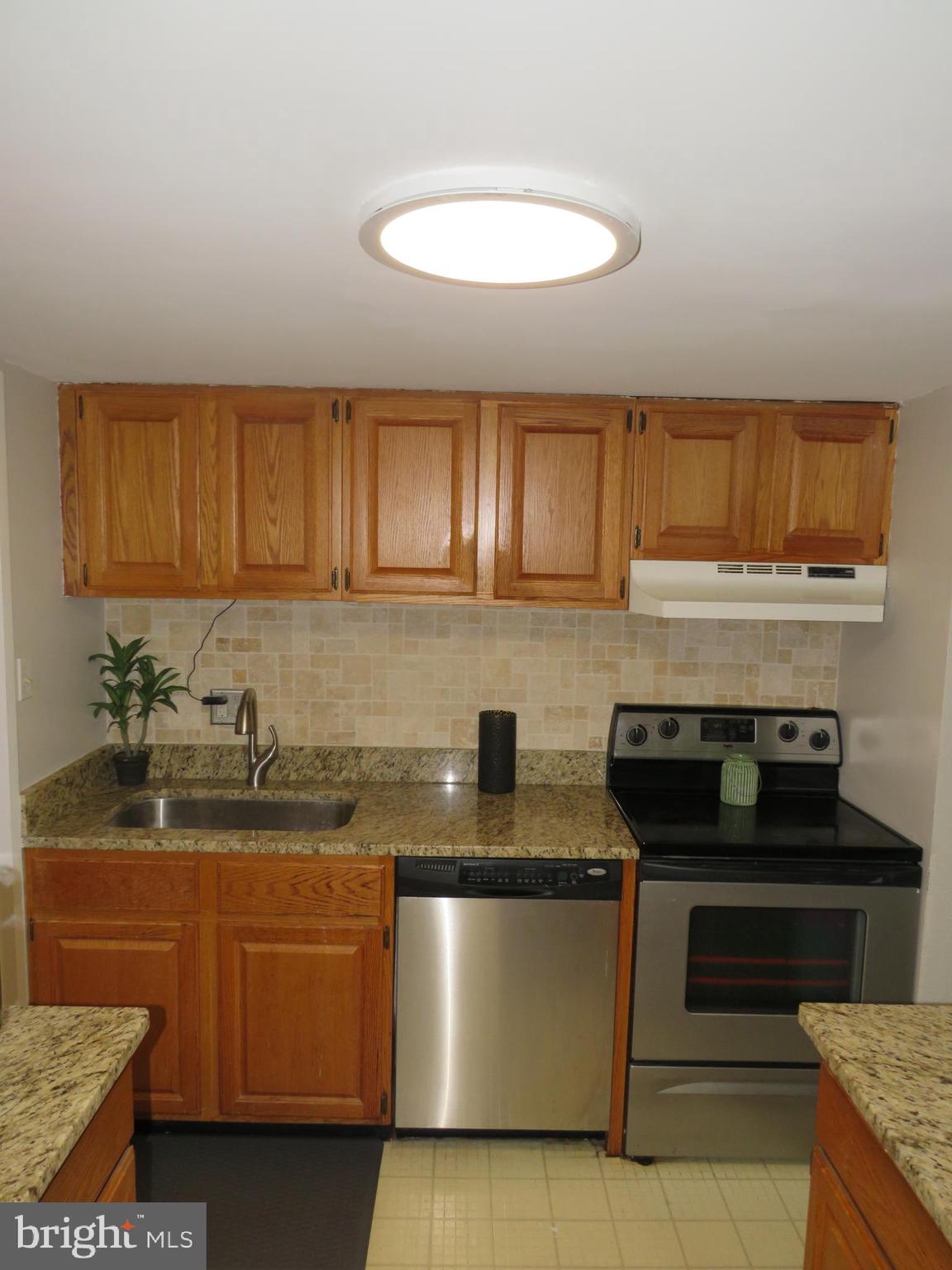 IVY OAK - Residential