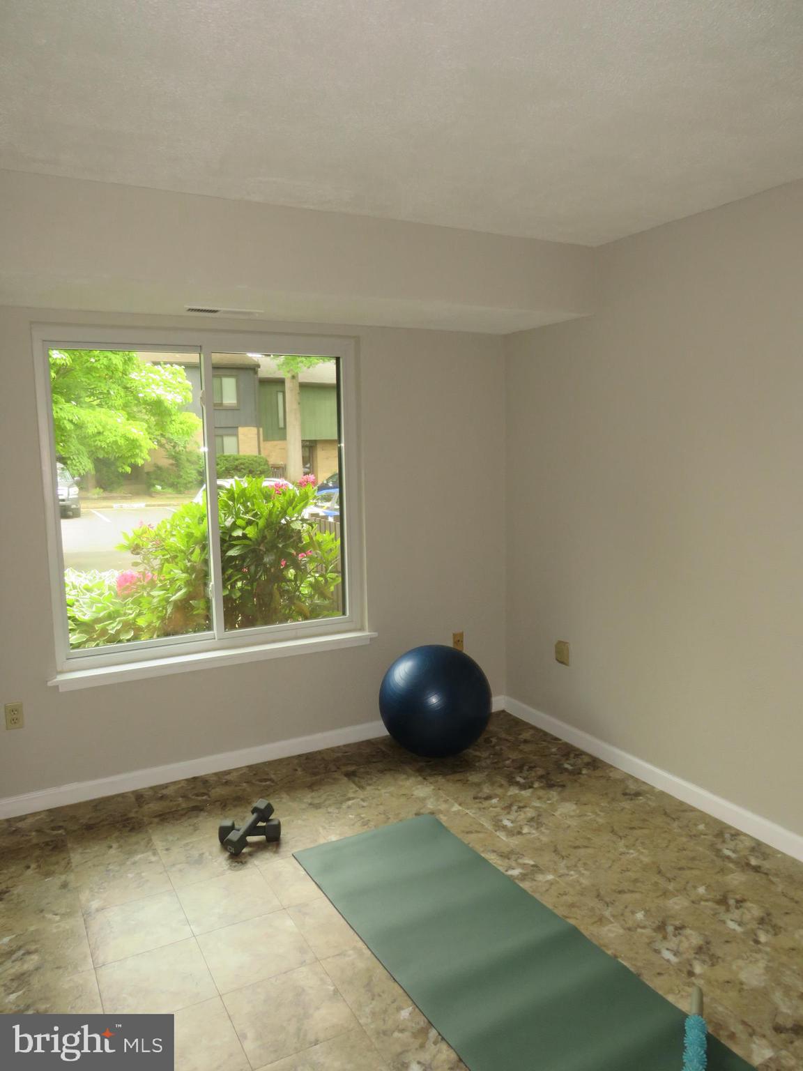 IVY OAK - Residential