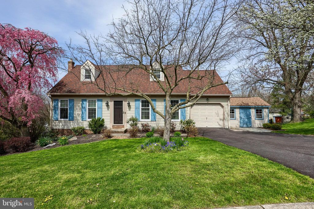 Photo of 805 S Cedar Street, Lititz, PA 17543 (MLS # PALA2049494)