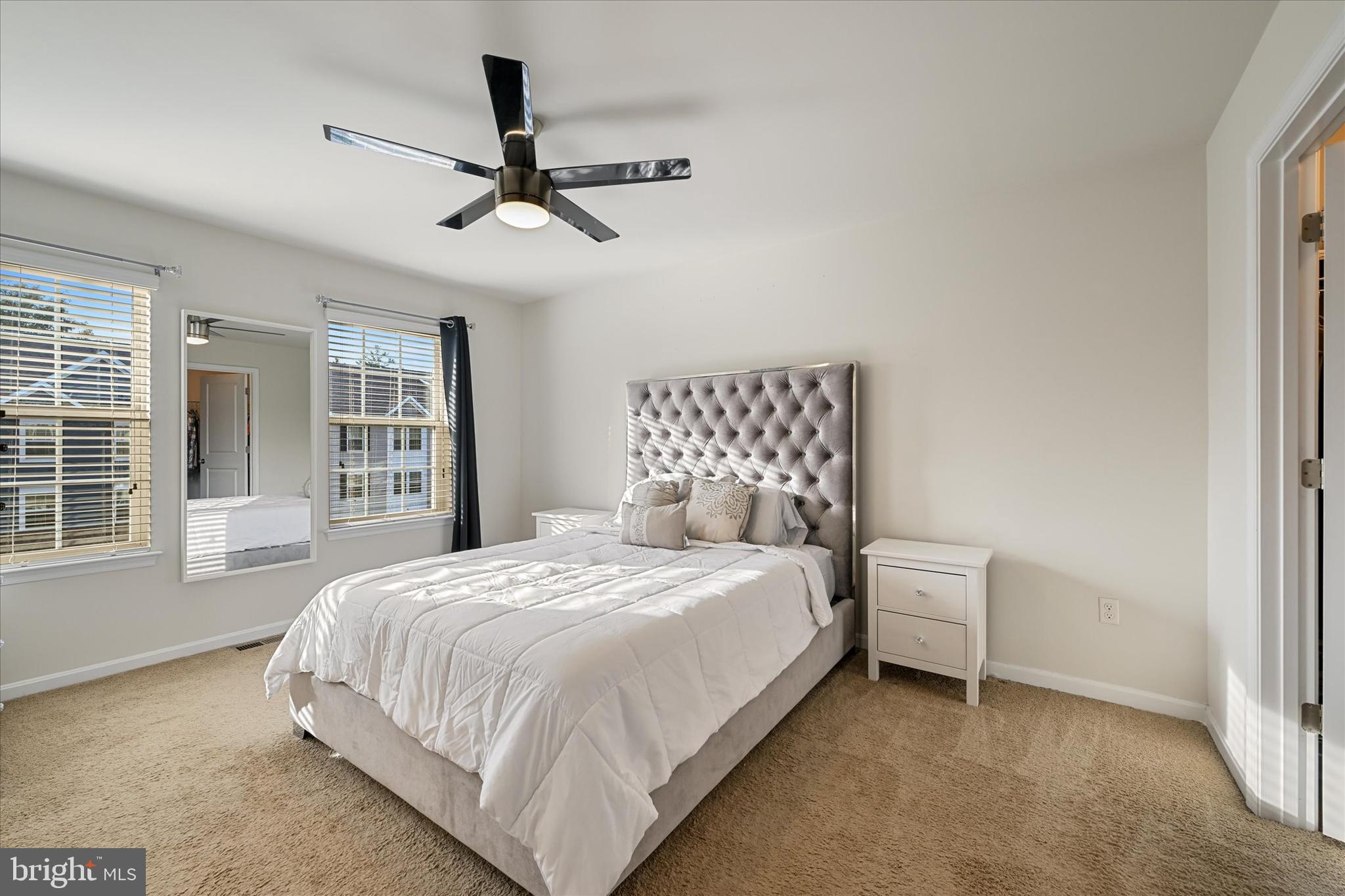 HIDDEN MEADOWS - Residential