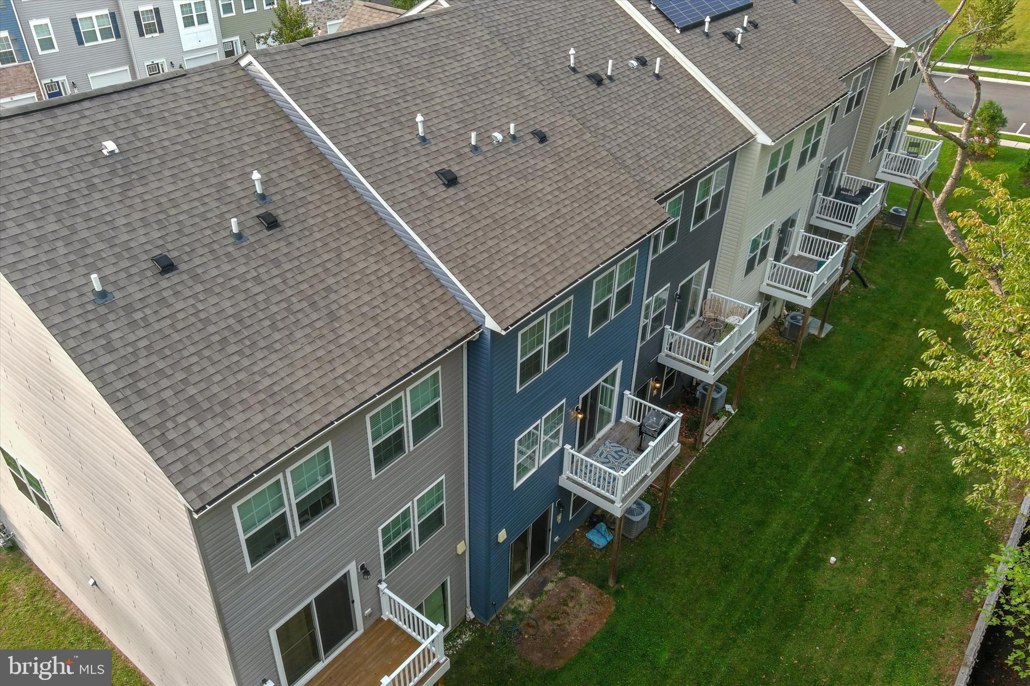 HIDDEN MEADOWS - Residential