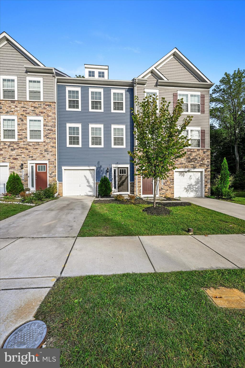 HIDDEN MEADOWS - Residential