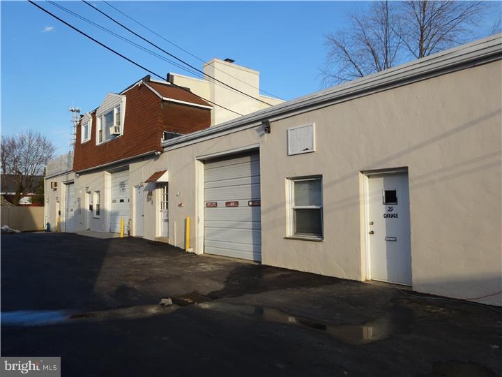 OAKMONT - Commercial Sale