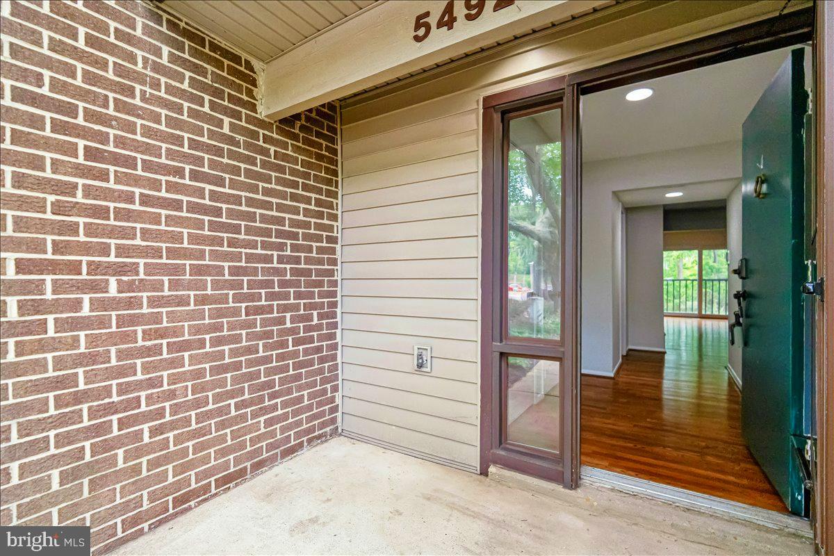 5492 RING DOVE LANE D-6-12