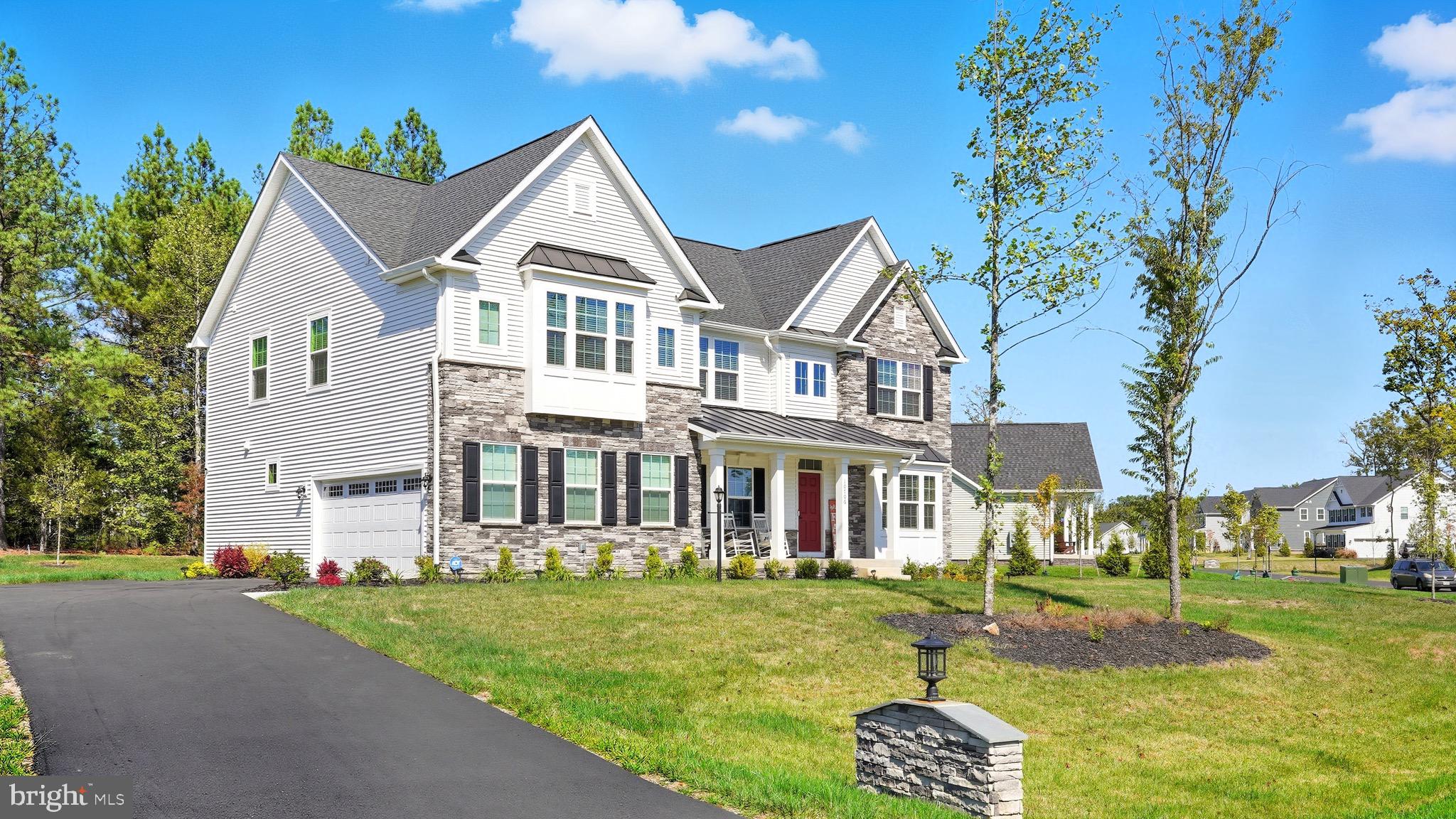 10706 GREEN LEAF RUN