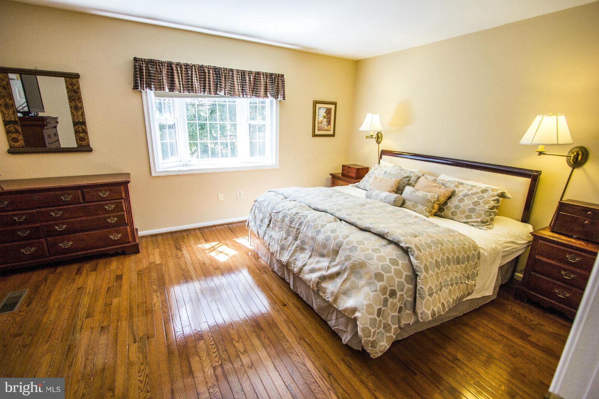 CINNAMON CREEK - Residential