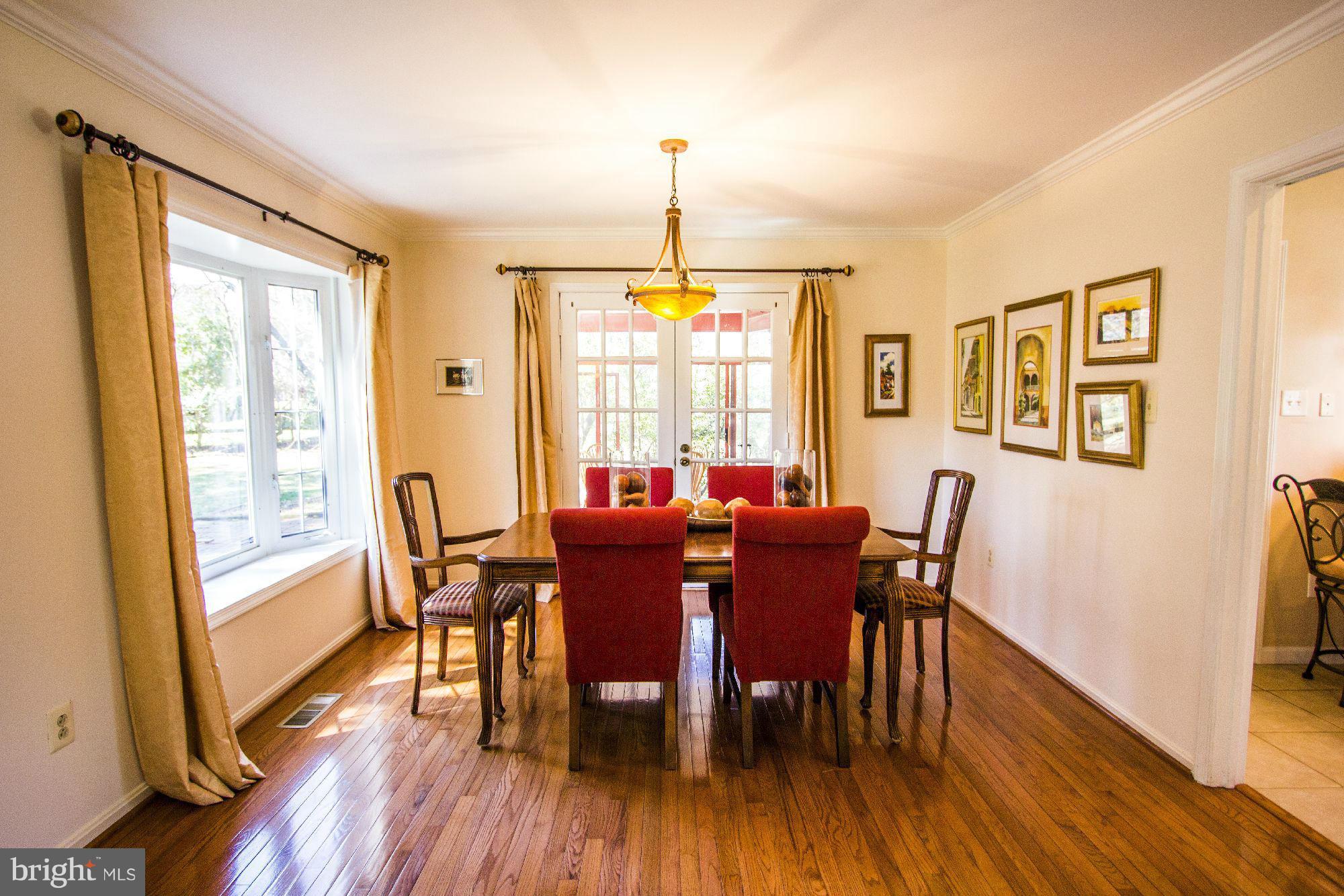 CINNAMON CREEK - Residential