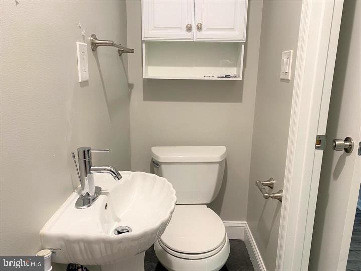 TWINBROOK - Residential Lease