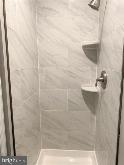 TWINBROOK - Residential Lease