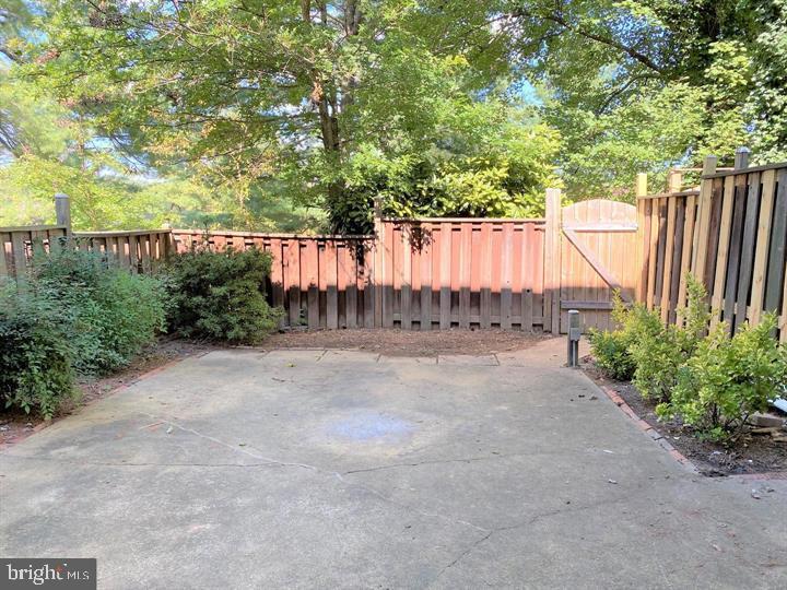 TWINBROOK - Residential Lease