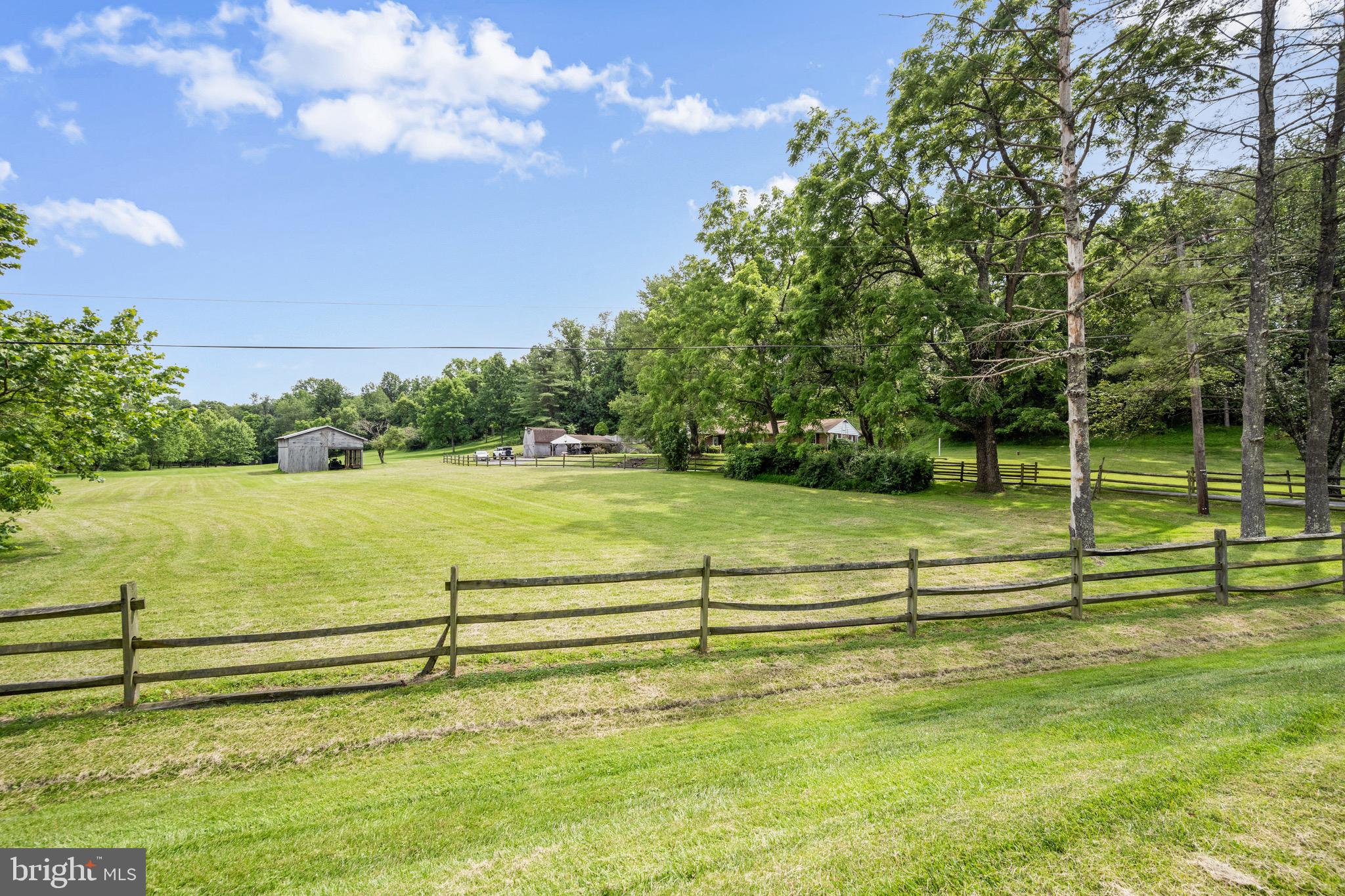 1039 ARNOLD ROAD