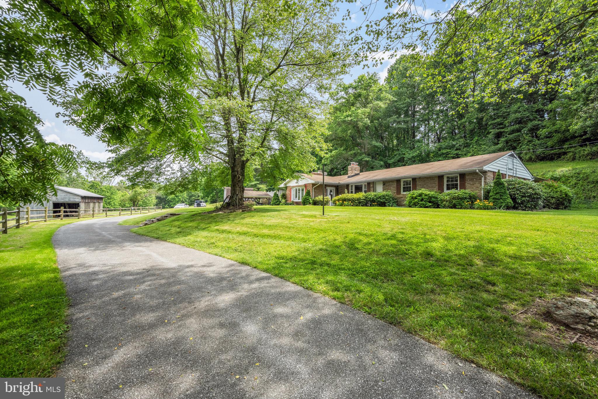 1039 ARNOLD ROAD