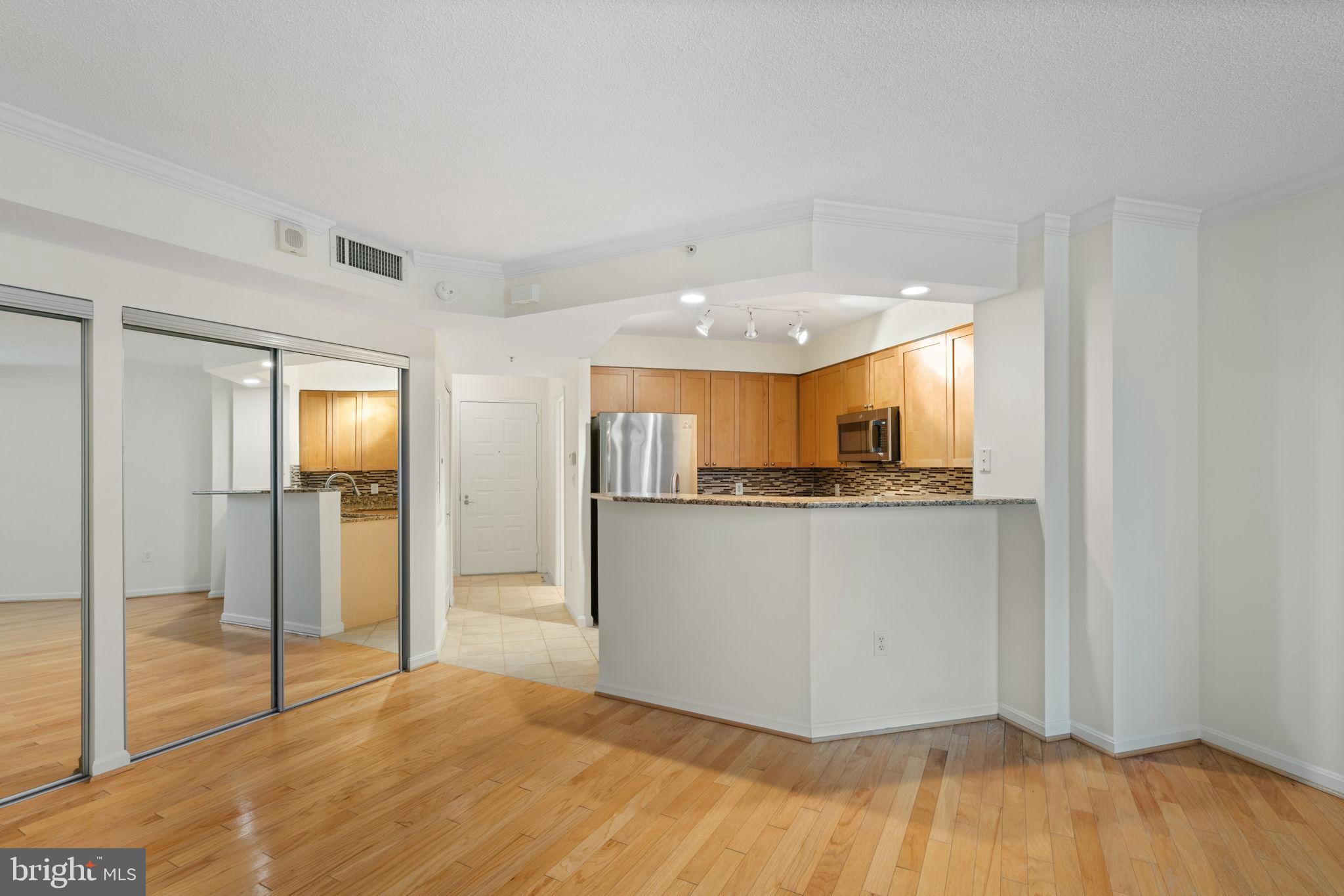 NORTHAMPTON PLACE - Residential Lease