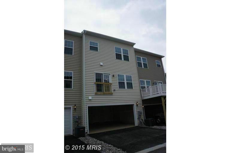 CLARKSBURG VILLAGE - Residential Lease