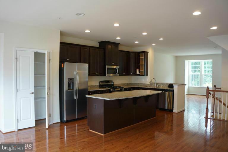 CLARKSBURG VILLAGE - Residential Lease