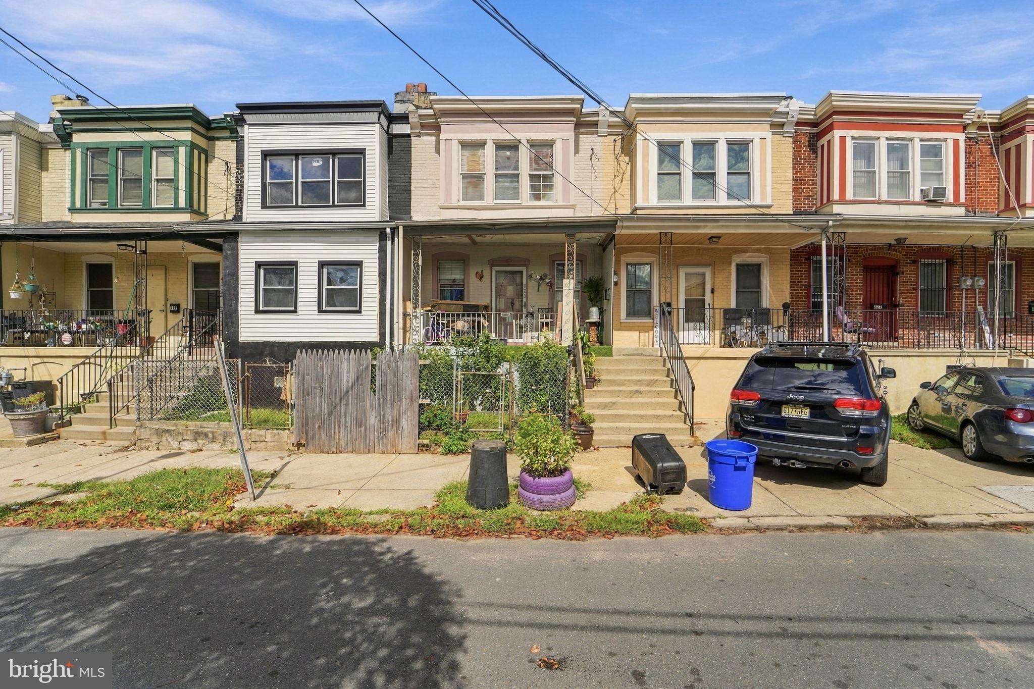323 BYRON STREET