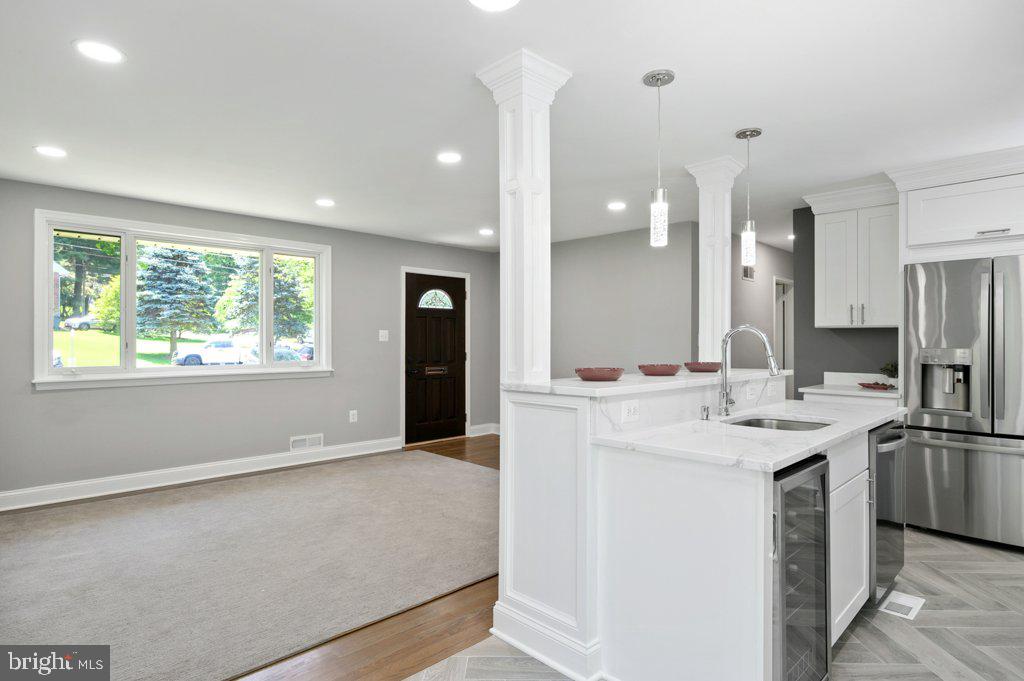 COLUMBIA PINES - Residential