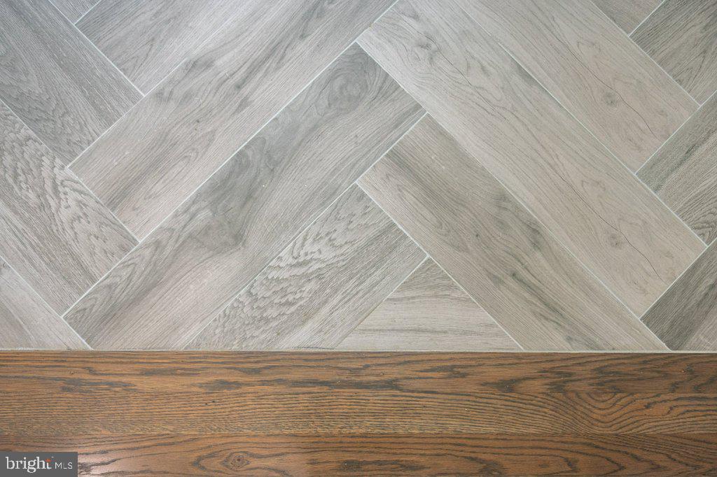 COLUMBIA PINES - Residential