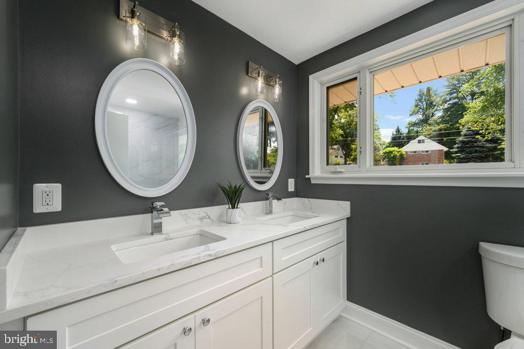 COLUMBIA PINES - Residential