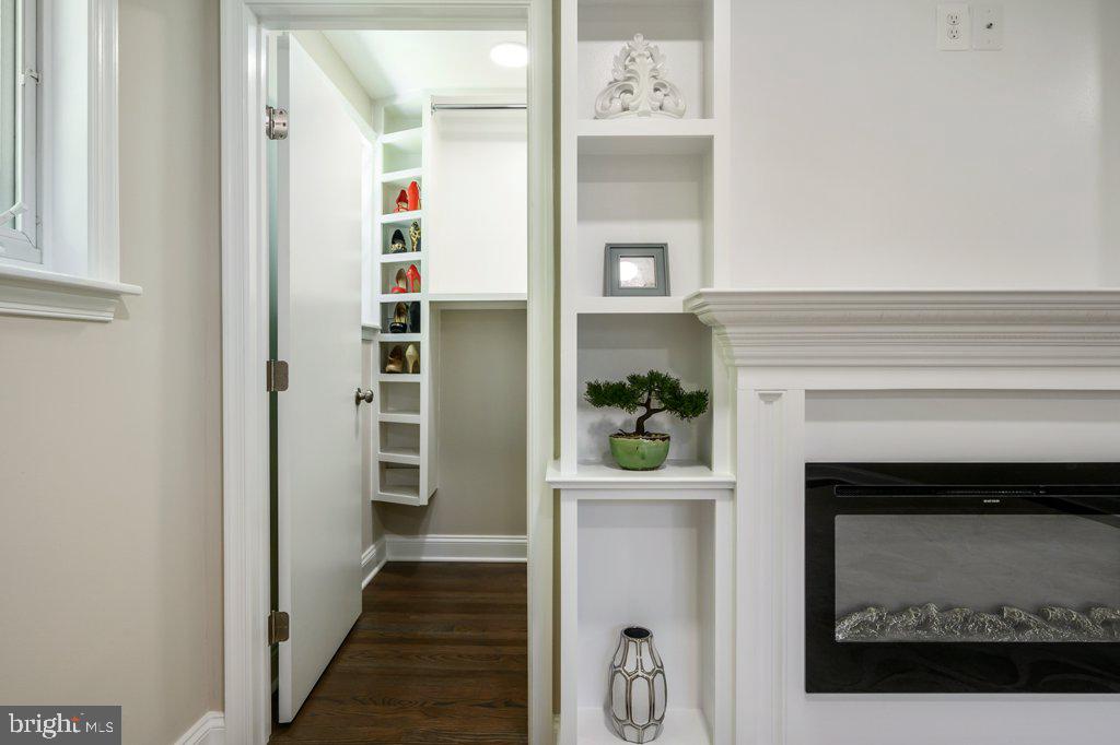 COLUMBIA PINES - Residential