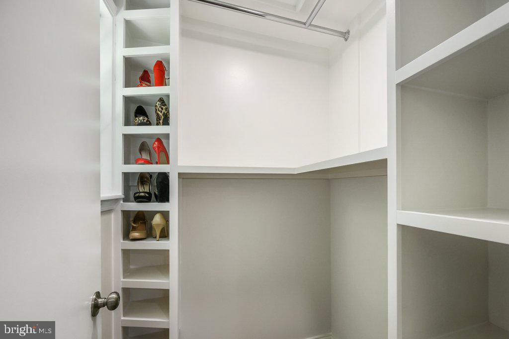 COLUMBIA PINES - Residential