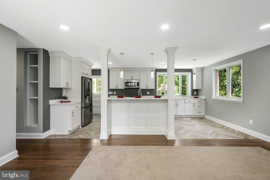 COLUMBIA PINES - Residential