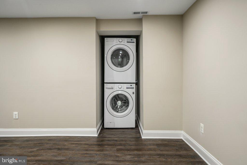 COLUMBIA PINES - Residential