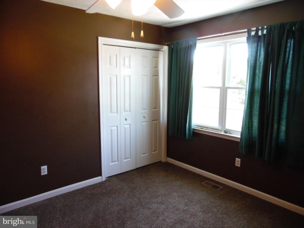 DORCHESTER - ST. CHARLES - Residential Lease