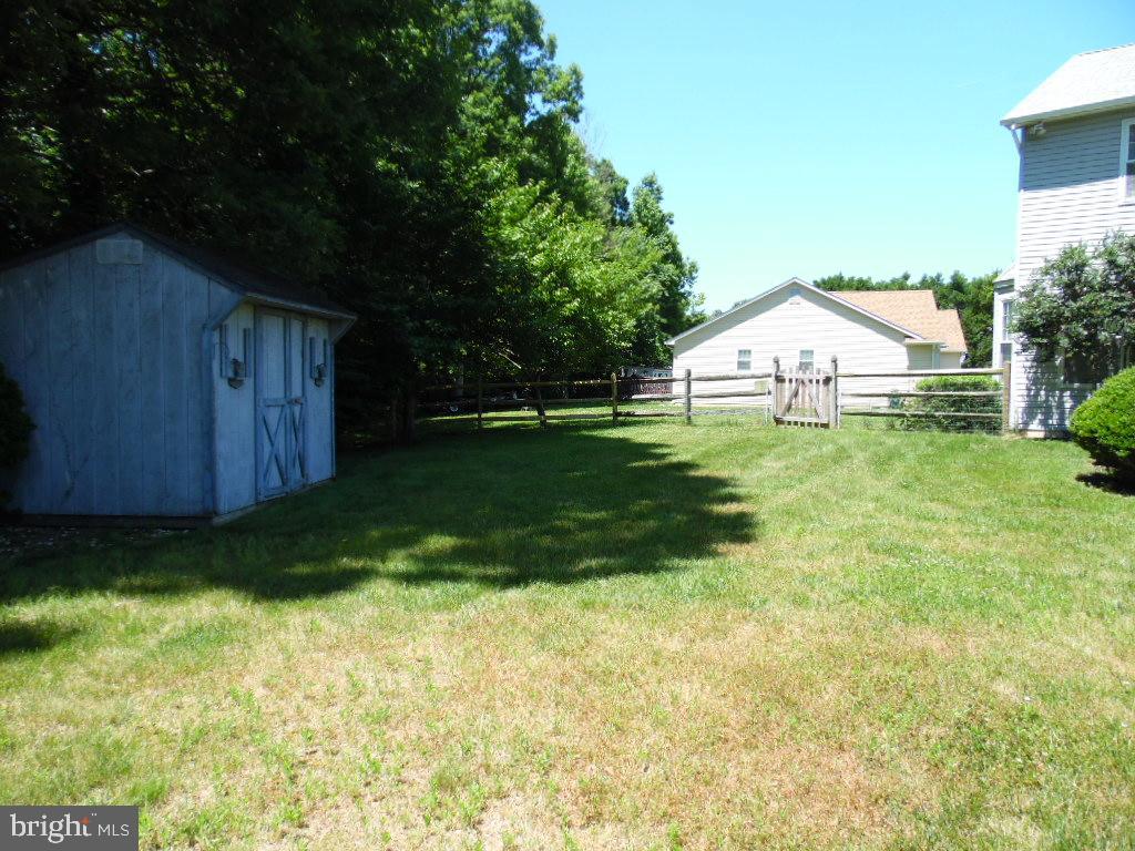 DORCHESTER - ST. CHARLES - Residential Lease