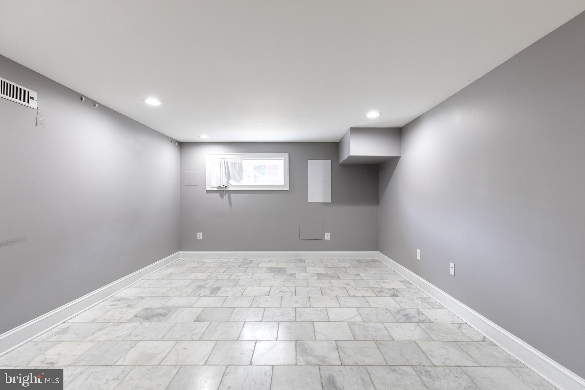 BREWERS HILL - Residential Lease