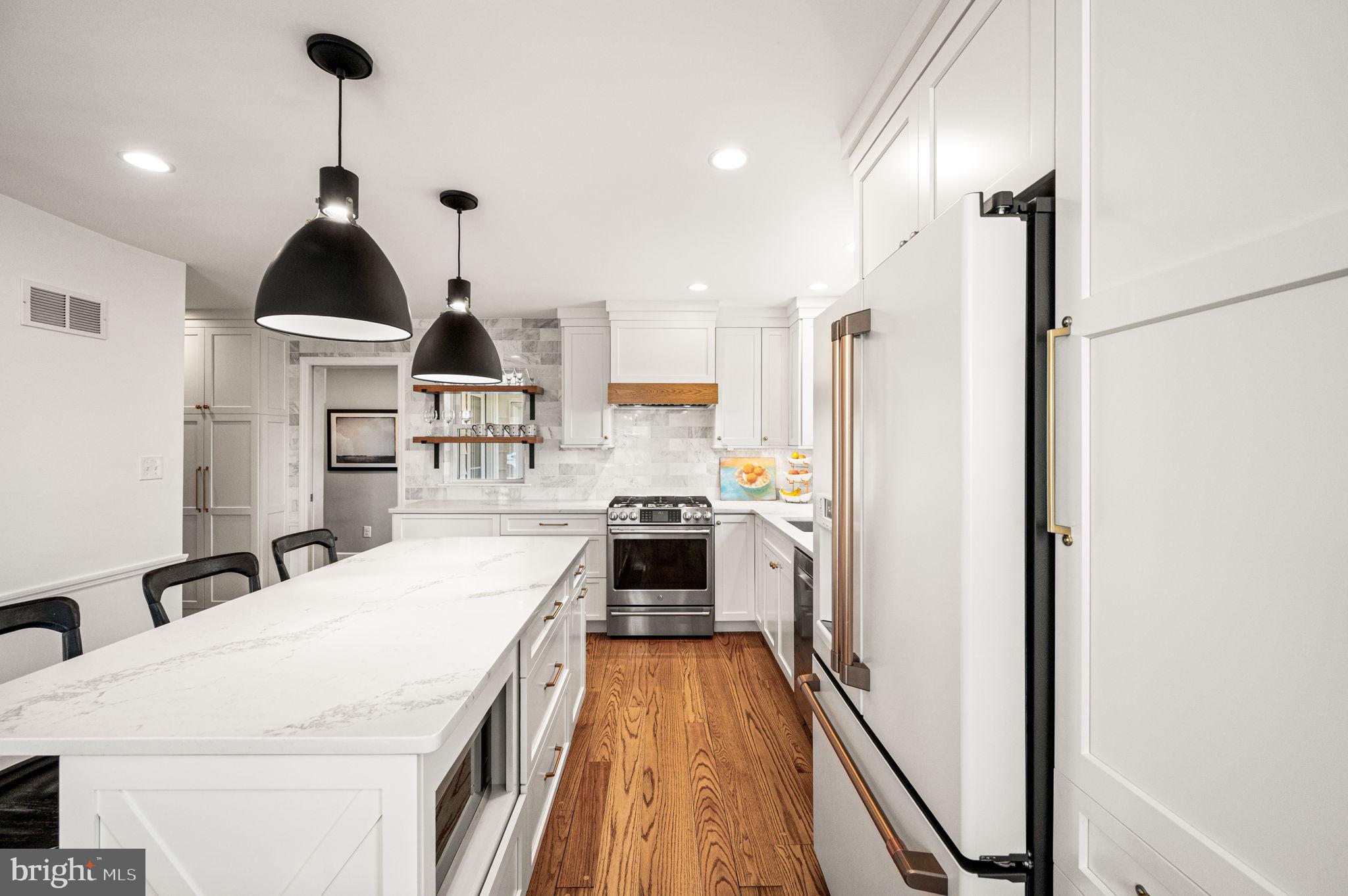 STRAFFORD VILLAGE - Residential