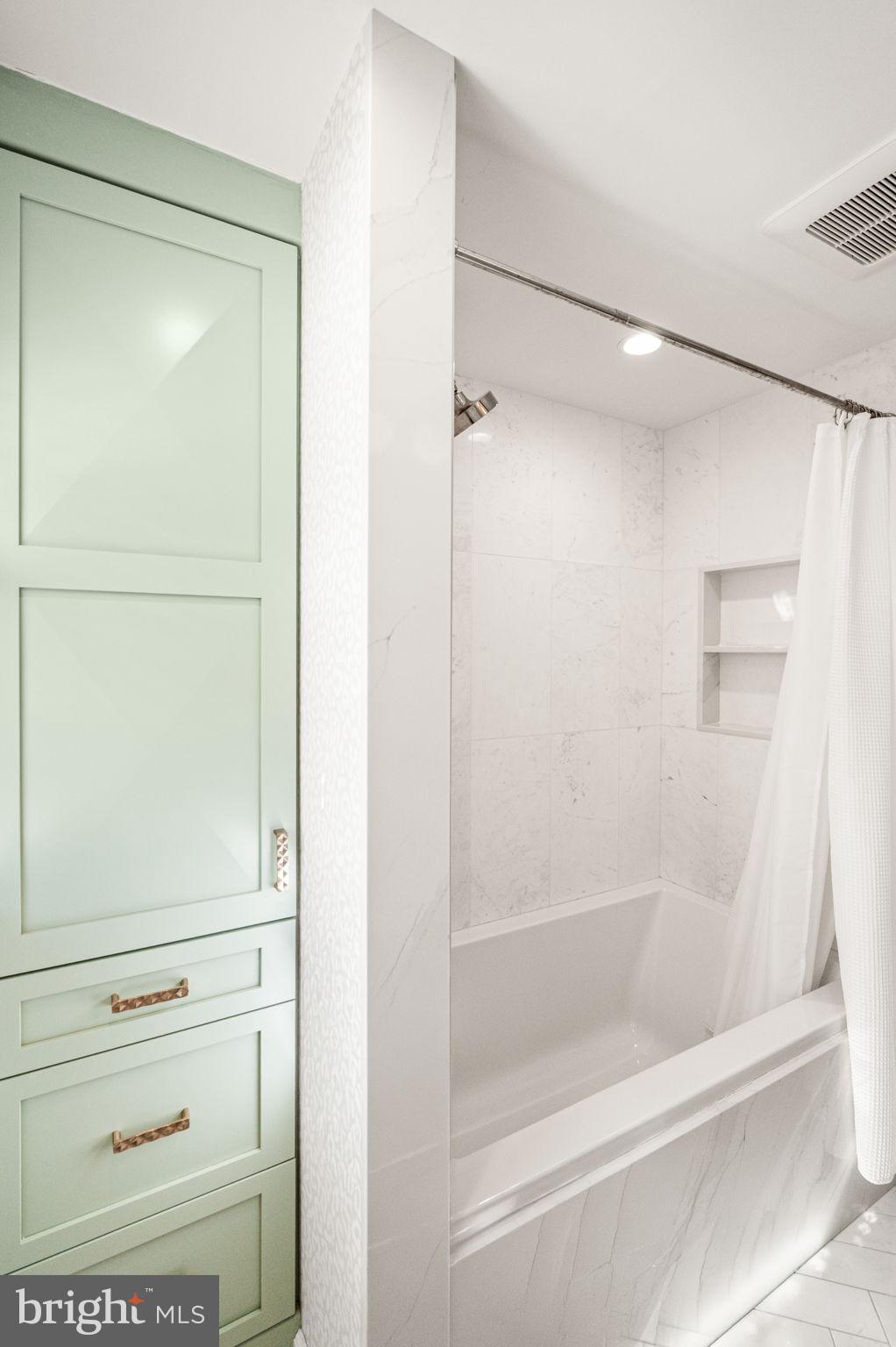 STRAFFORD VILLAGE - Residential