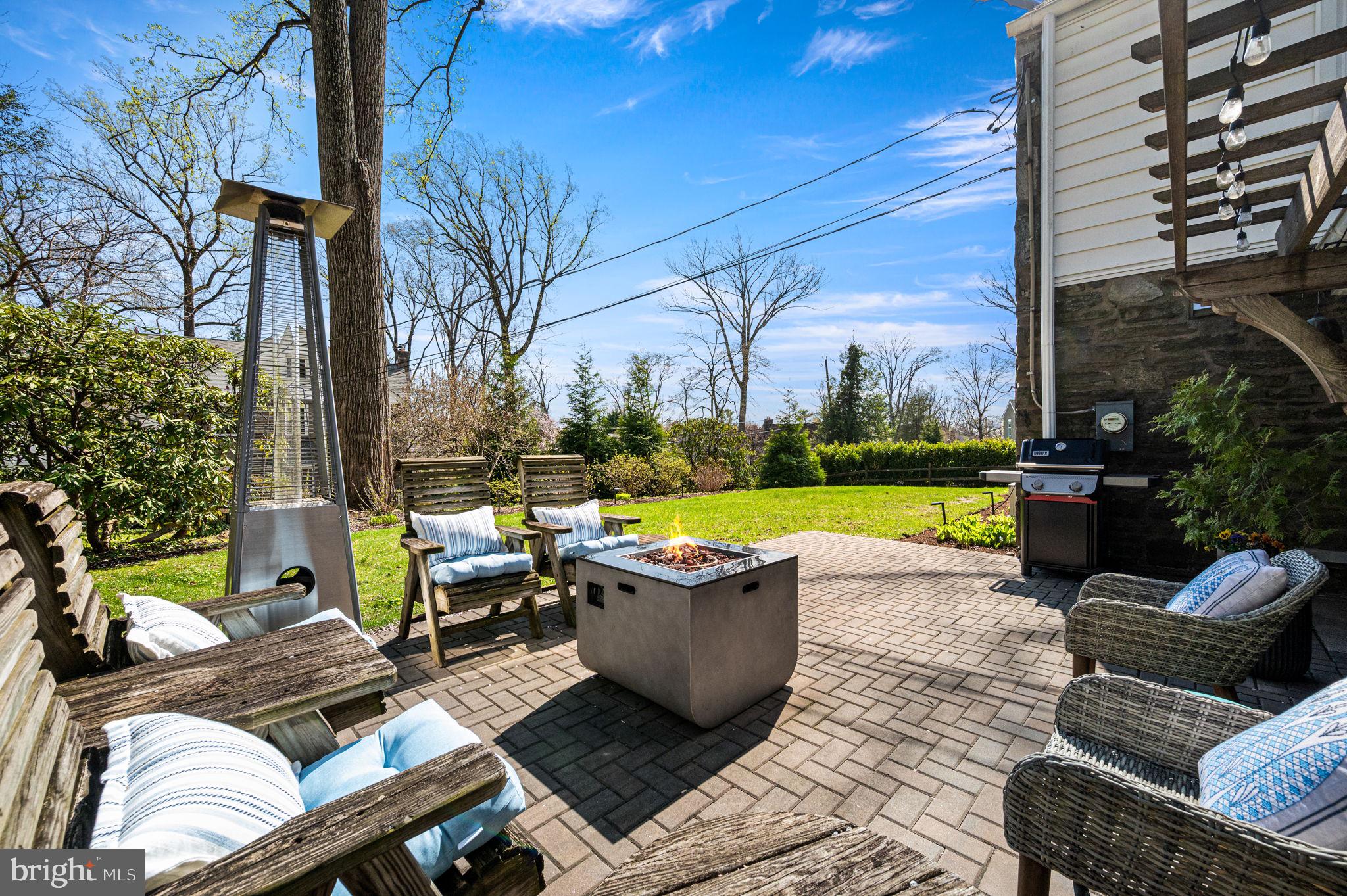 STRAFFORD VILLAGE - Residential