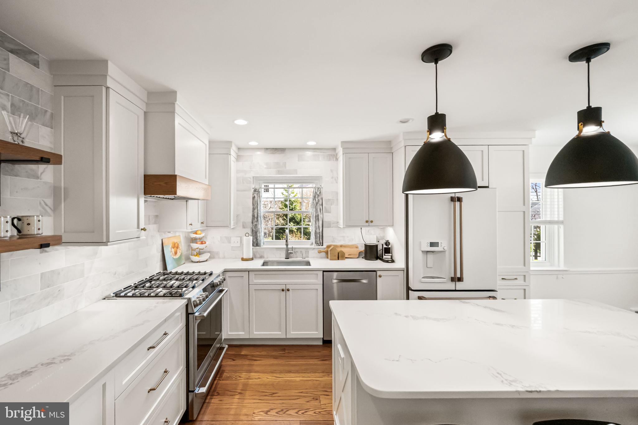 STRAFFORD VILLAGE - Residential