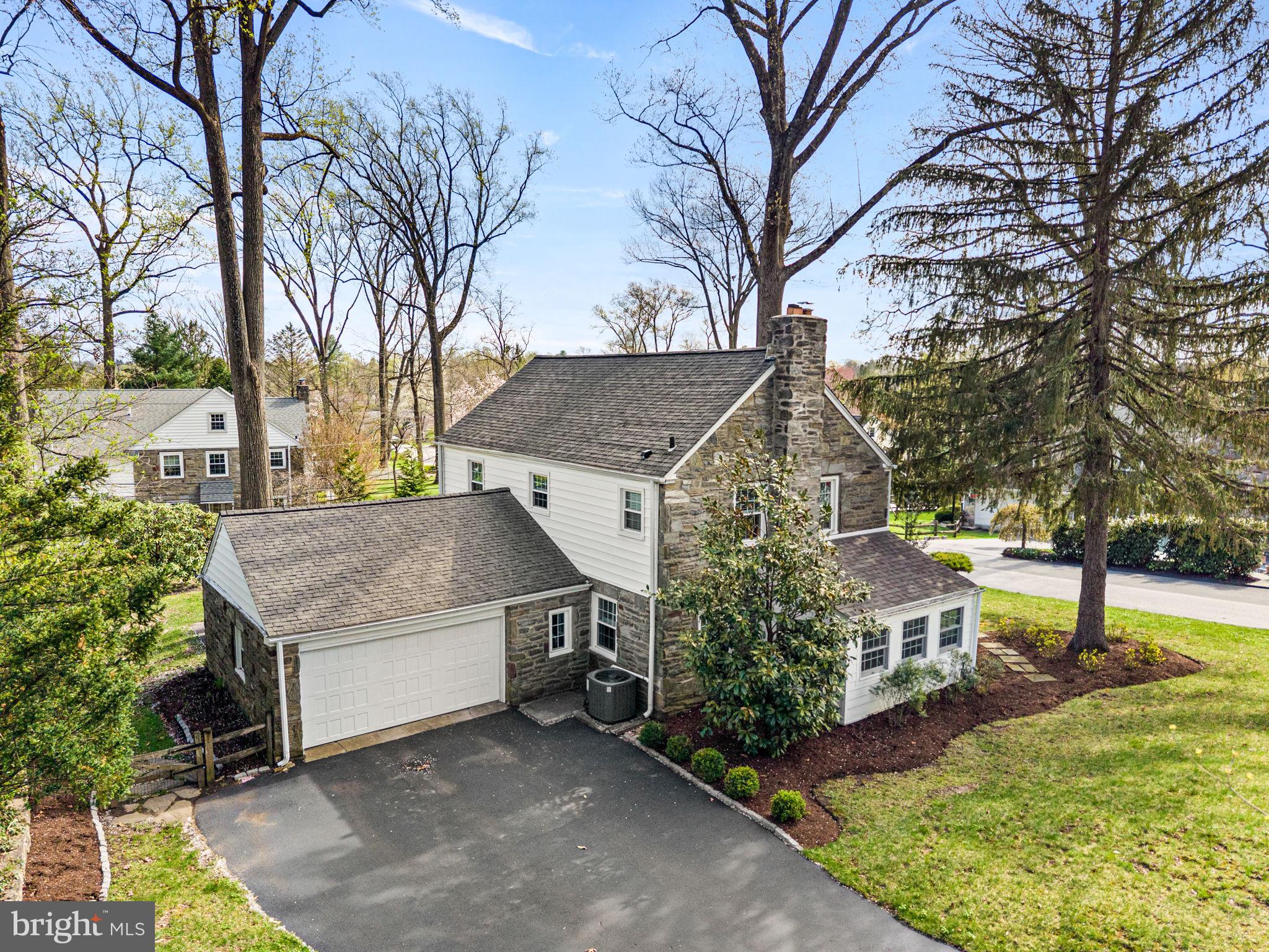 STRAFFORD VILLAGE - Residential