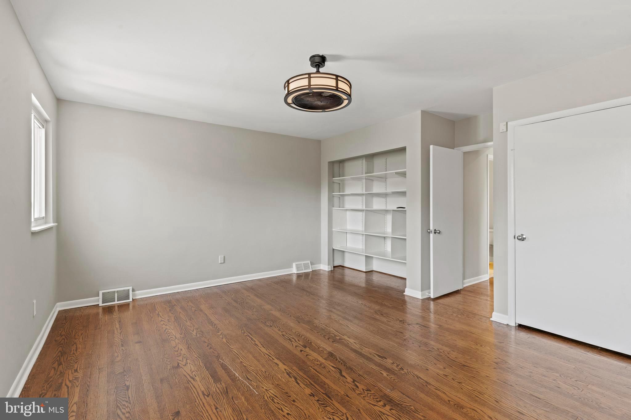 SOCIETY HILL - Residential