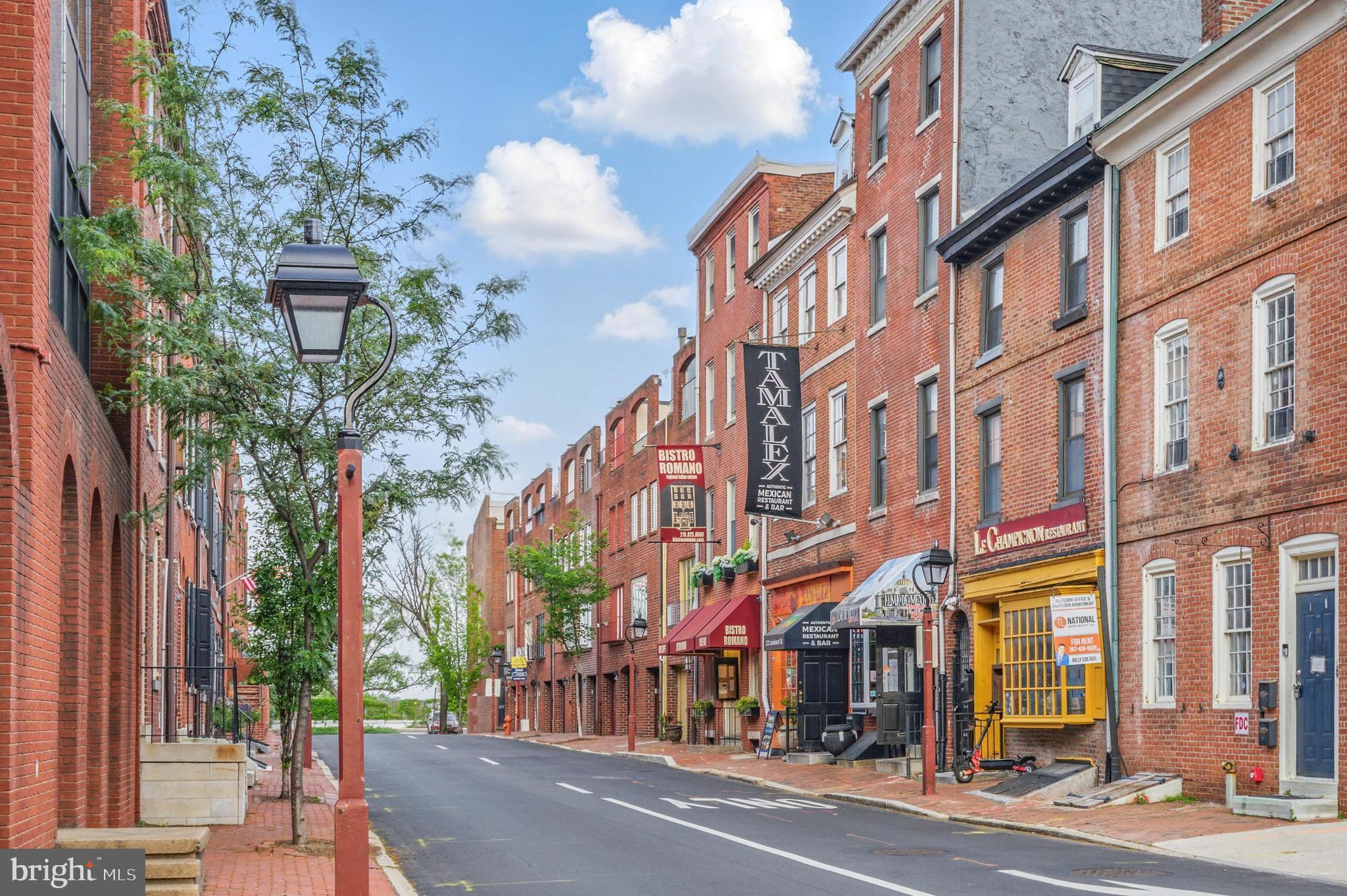 SOCIETY HILL - Residential