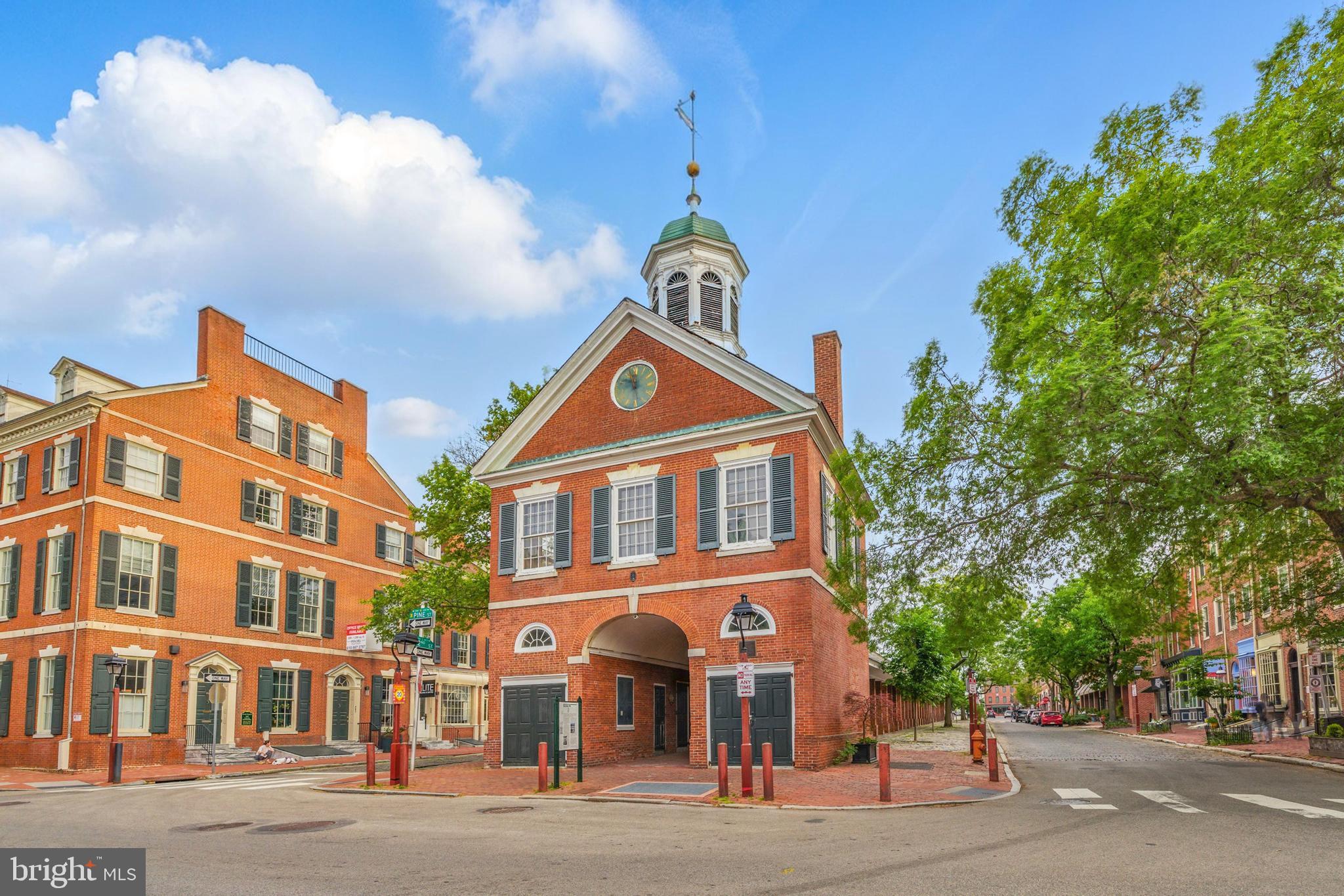 SOCIETY HILL - Residential