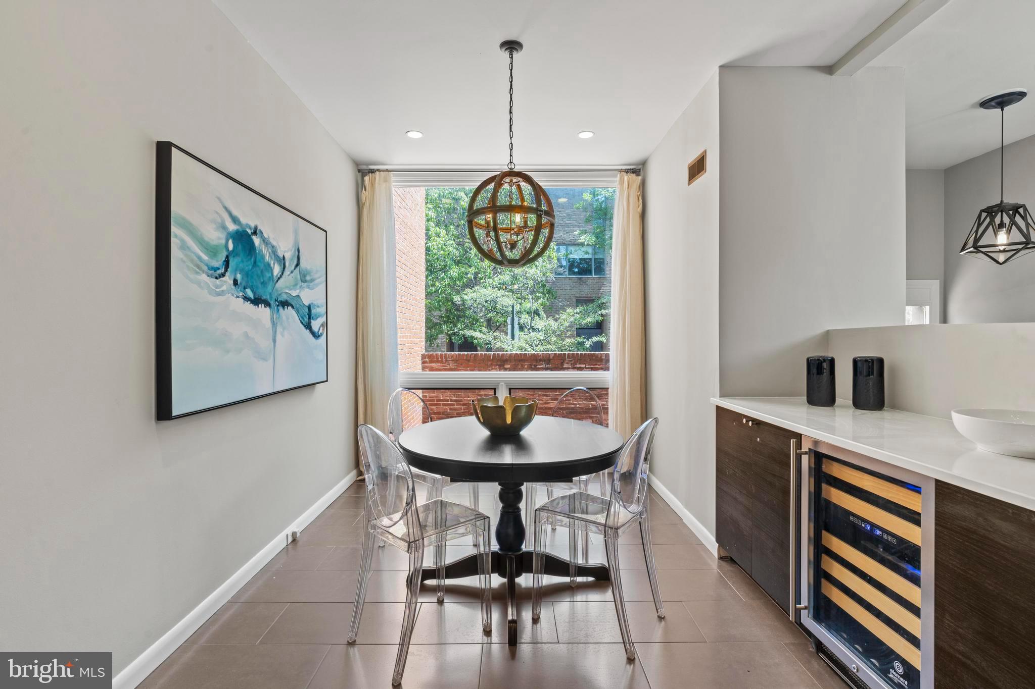 SOCIETY HILL - Residential