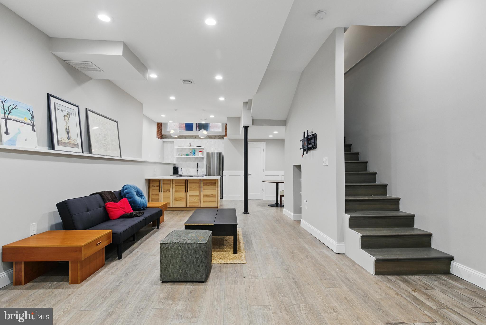 SOCIETY HILL - Residential