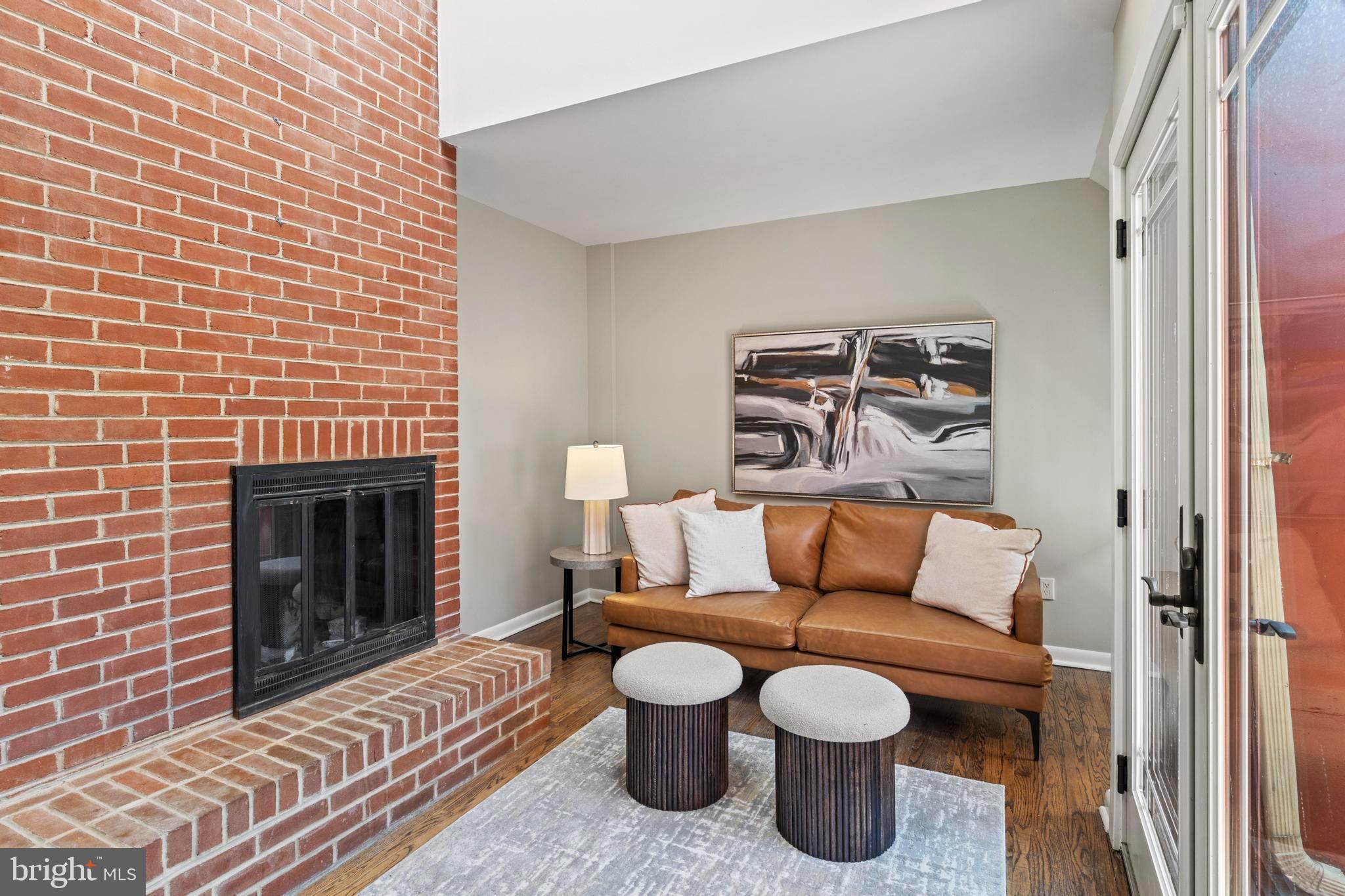 SOCIETY HILL - Residential