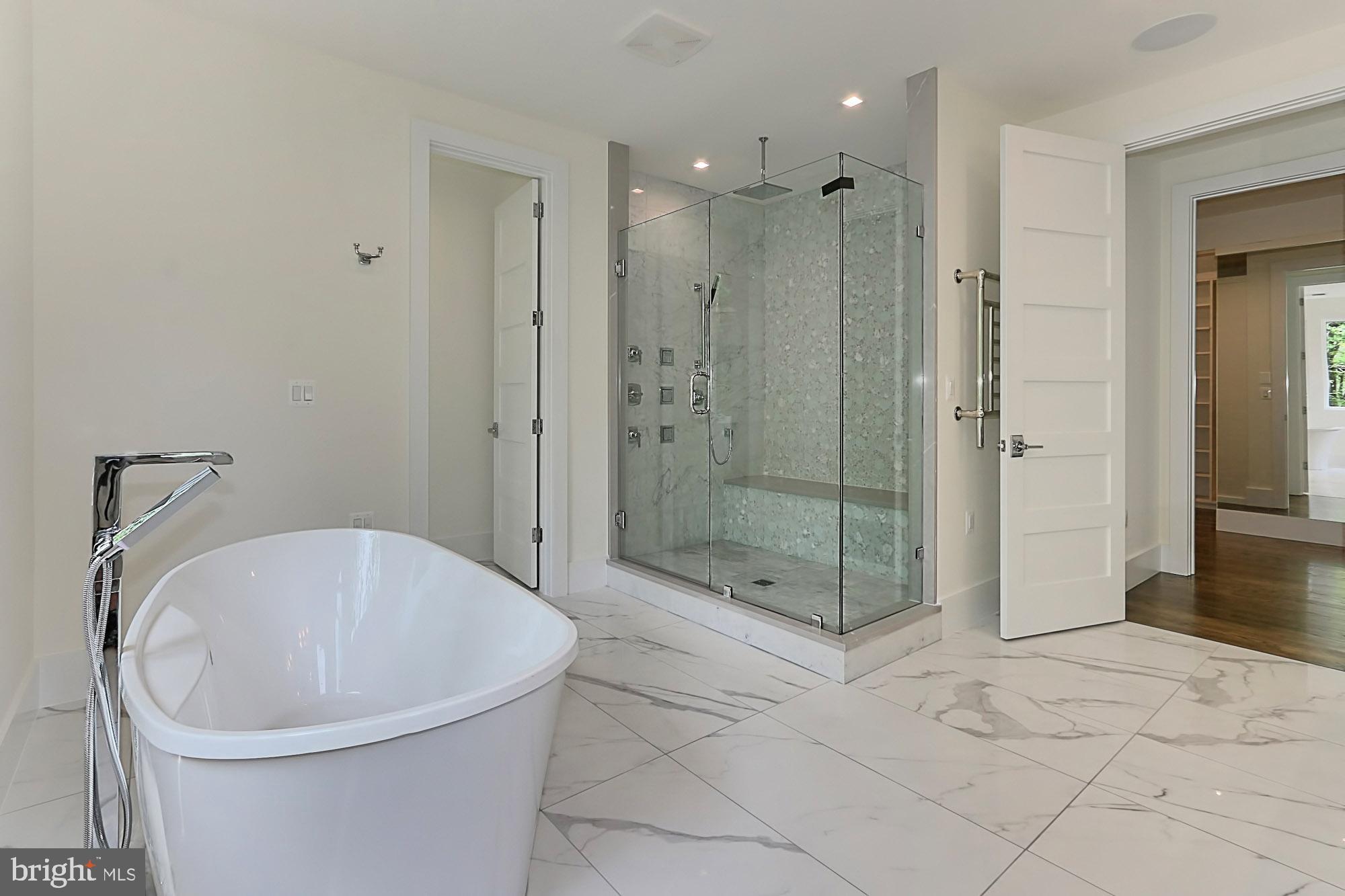 BELLEVUE FOREST - Residential