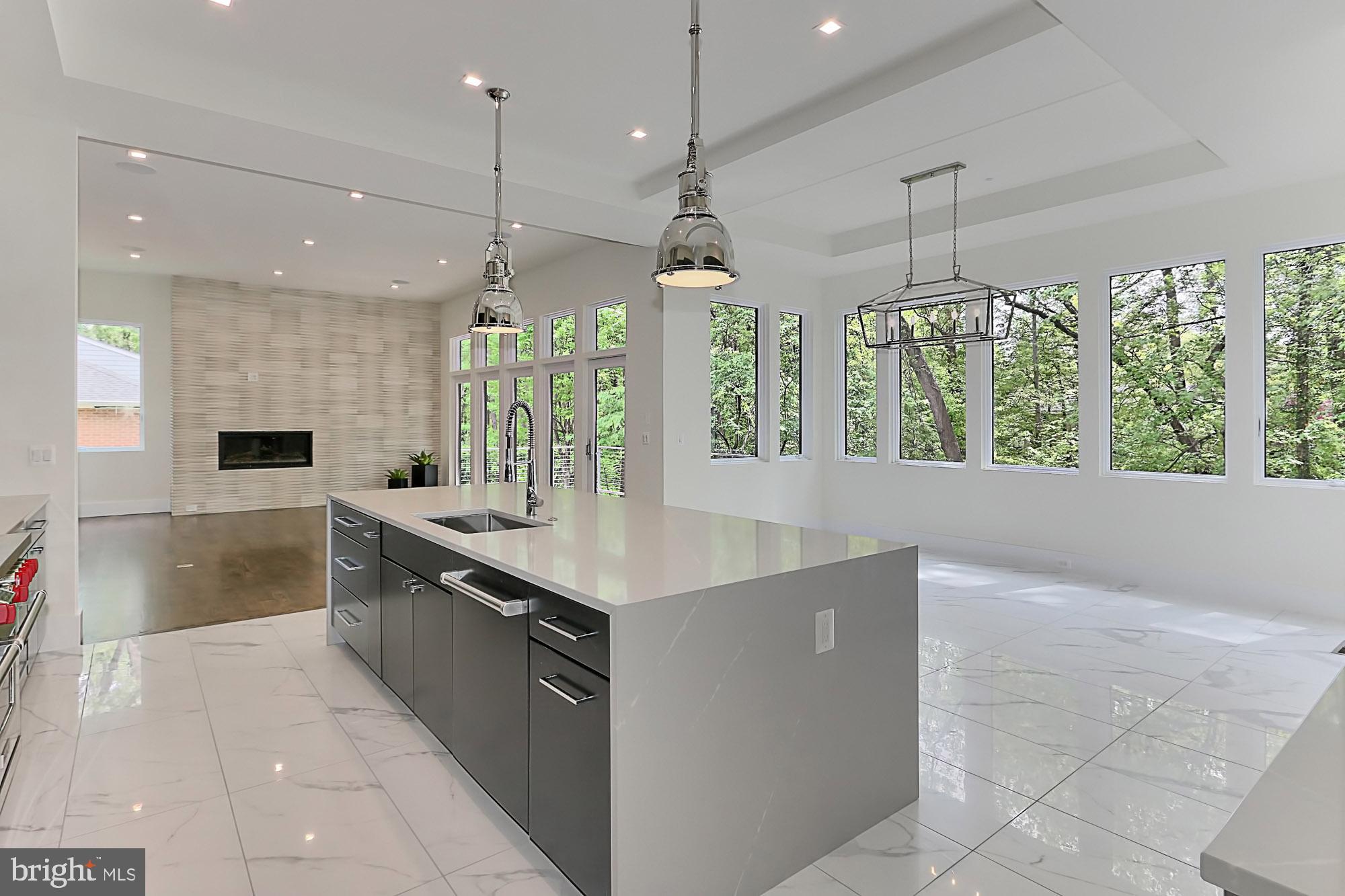 BELLEVUE FOREST - Residential