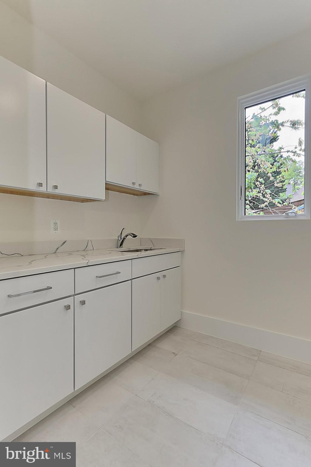 BELLEVUE FOREST - Residential