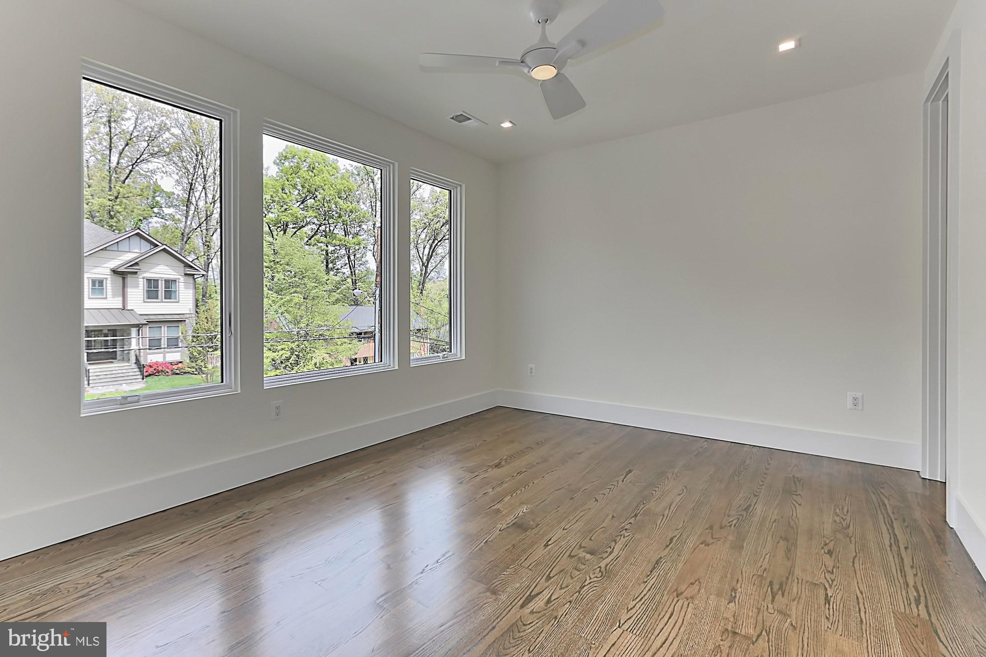 BELLEVUE FOREST - Residential