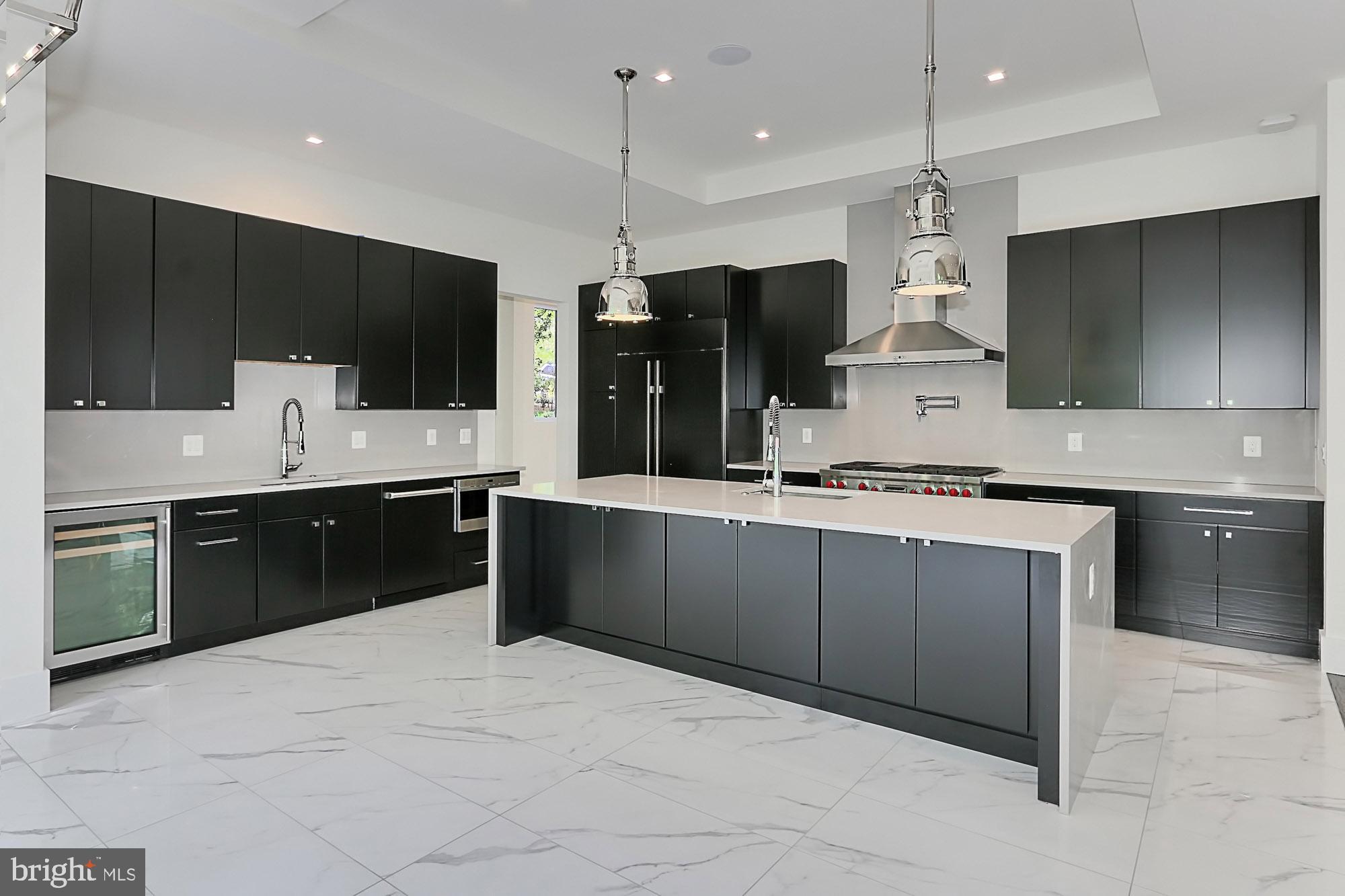 BELLEVUE FOREST - Residential