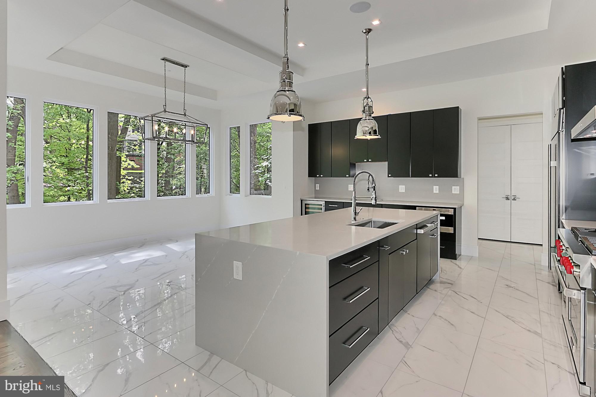 BELLEVUE FOREST - Residential