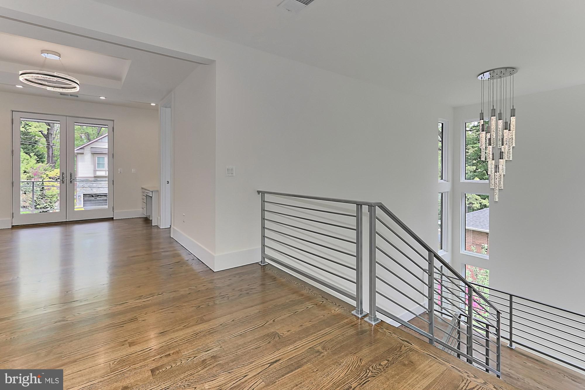 BELLEVUE FOREST - Residential