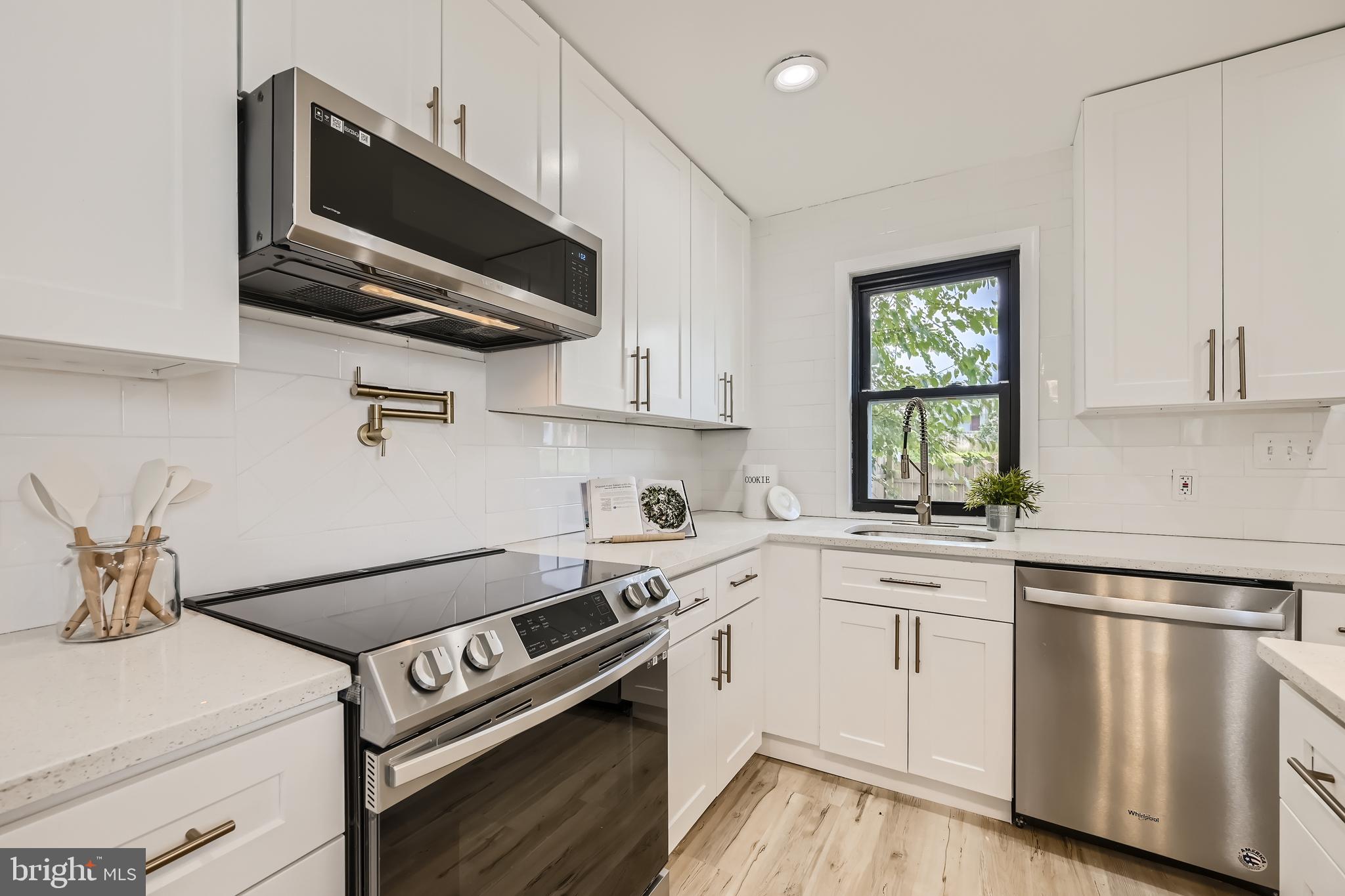 OLIVER - Residential